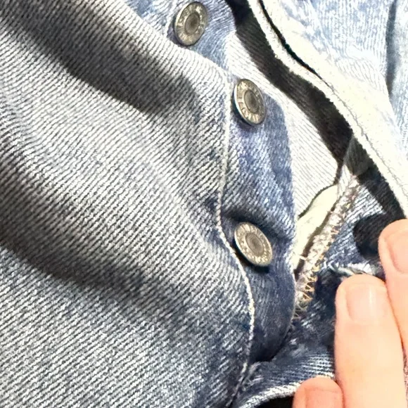 Vintage Levi’s 501 Jeans Made in USA (Mid-90s)
